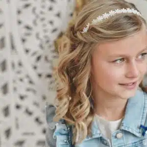 Diadeem voor meisjes met witte bloemen