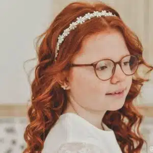 Diadeem voor meisjes. diadeem haarband met madelief bloemetjes