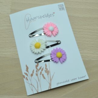 Haarspeldjes Daisy by 1993 - 3 vrolijk gekleurde bloemetjes - zilveren klikklak haarspeldjes - haaraccessoires