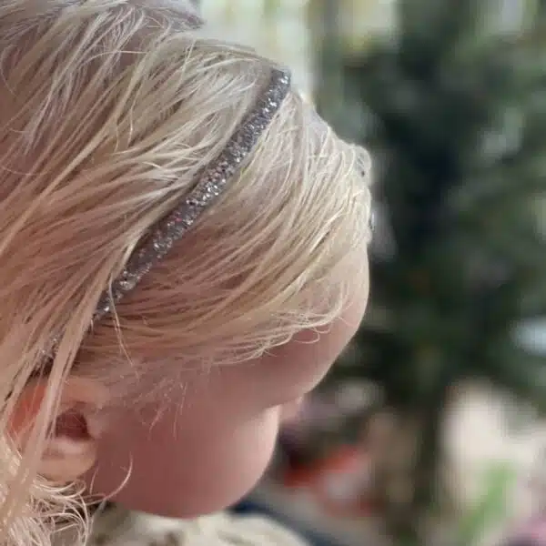 Zilveren Glitter Diadeem by 1993 - haarband voor kerst - haaraccessoire - glitter haarband